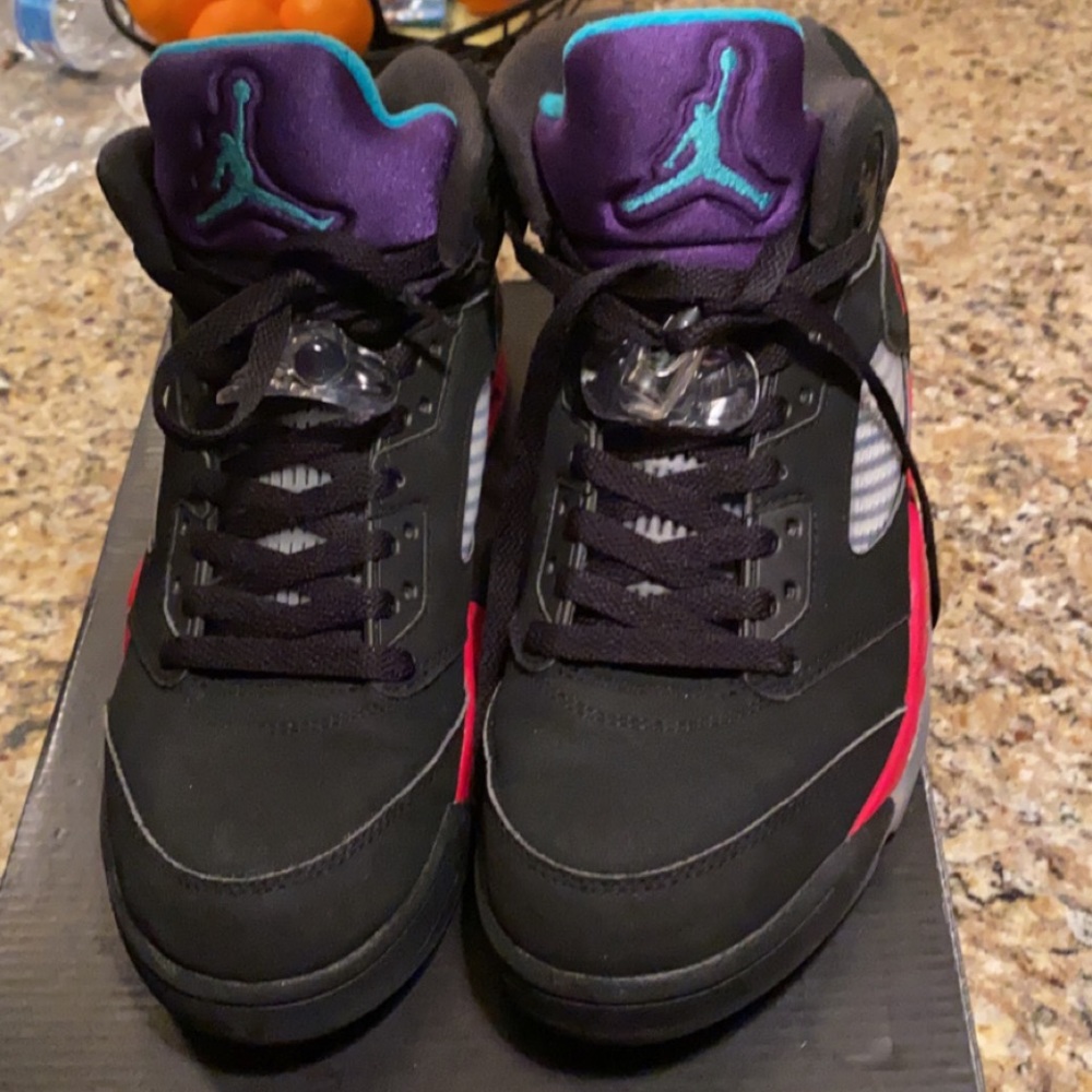 Jordan 5 size 8.5